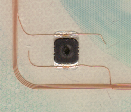 Vista del chip RFID y su antena