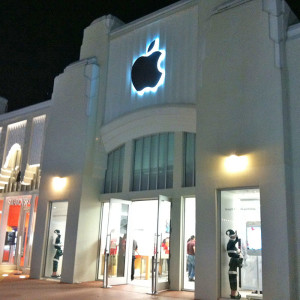 Apple Store Lincoln Rd.