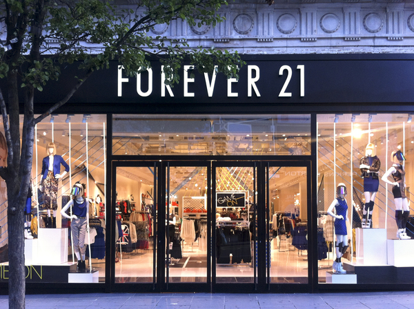 Forever 21 y su local de Oxford St.