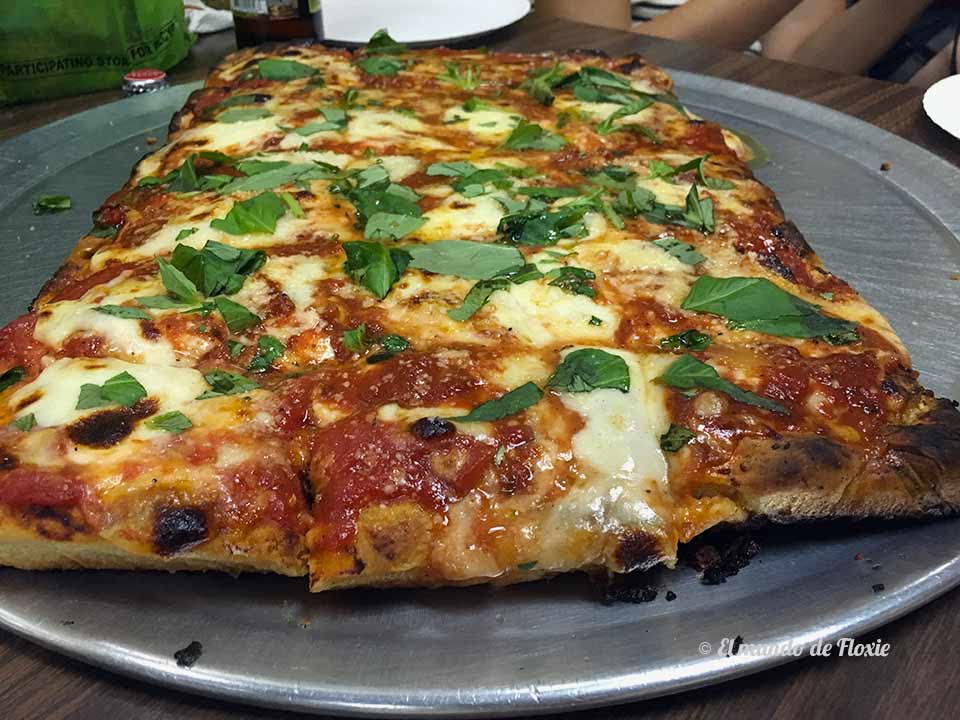 La cuadrada estilo siciliano, masa más alta y tambien muy rica