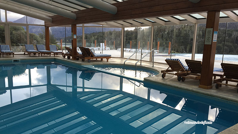 piscinaindoorllao